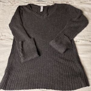 Great Northwest Indigo S. Gray V-Neck Long Sleeve Waffles Knit Women's Top